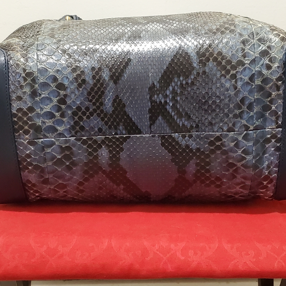 Authentic Gucci Blue Python Craft Tote - image 7